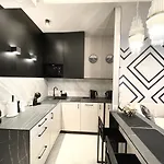 Elegance Hanza Tower * Στσέτσιν