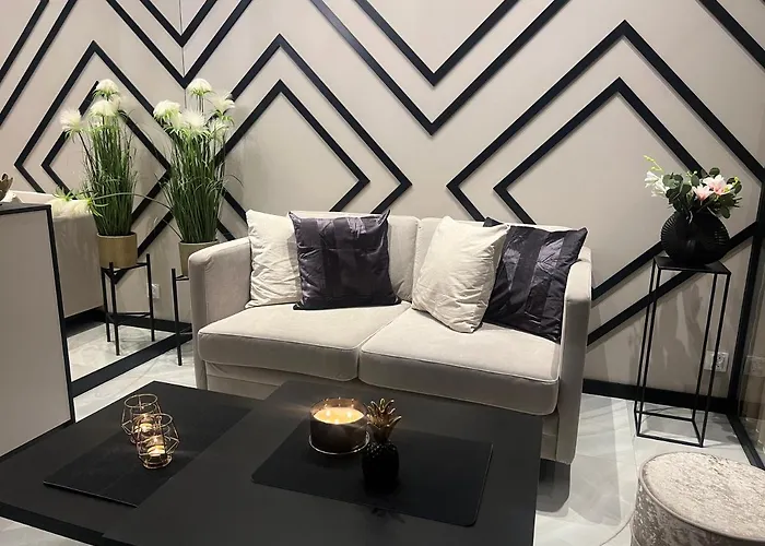 Elegance Hanza Tower *