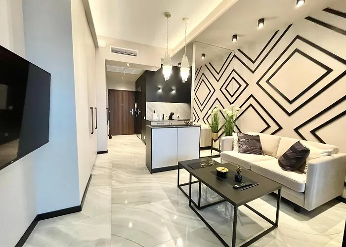 Elegance Hanza Tower